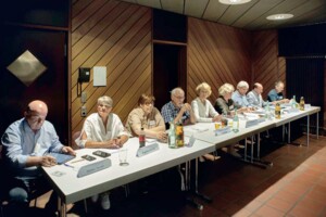 Im Vorfeld zur Gedenkveranstaltung hatten ehemalige Heimkinder und Vertreter von Brüdergemeinde und Diakonie gemeinsam eine Pressekonferenz durchgeführt.