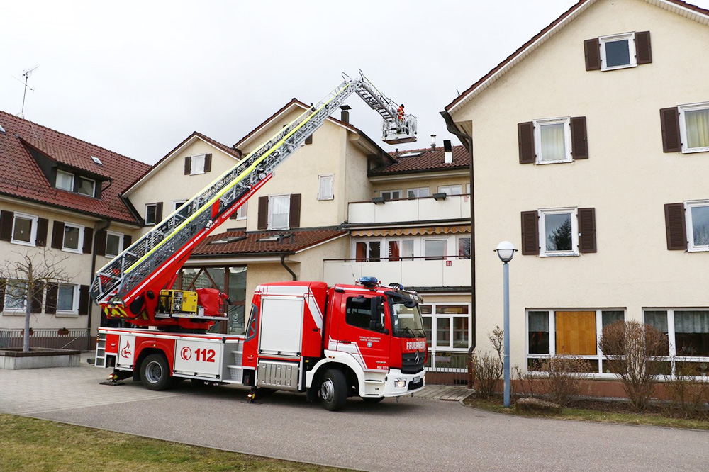 Feuerwehr in Korntal bei der Diakonie zu Besuch